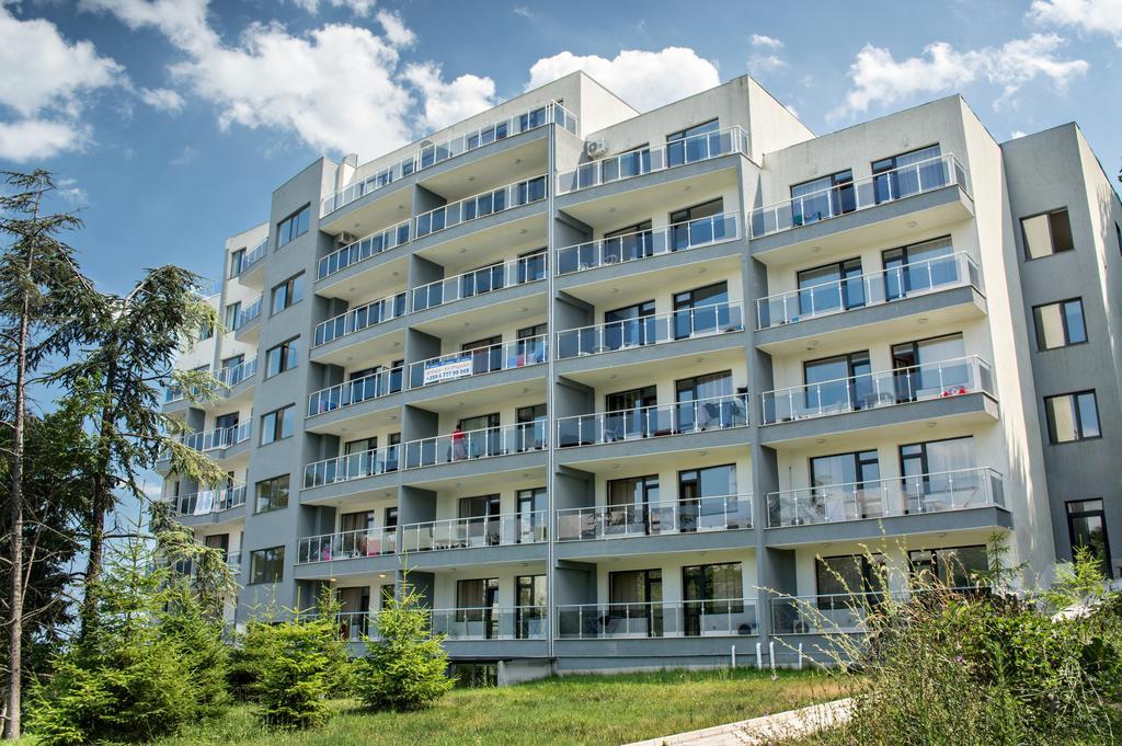 Ivtour Apartments In Yalta Complex Altın Kumlar Dış mekan fotoğraf